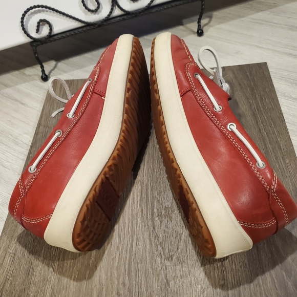 Ecco Women's Vibrant Red Leather Flats Size 39 - Picture 9 of 12